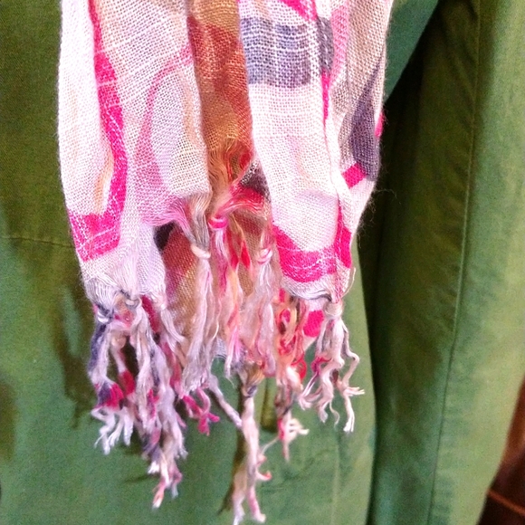 VGUC. Multicolored scarf. - Picture 4 of 5